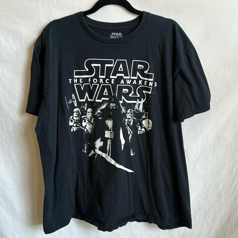 Star Wars: The Force Awakens black T-shirt, size 2XL